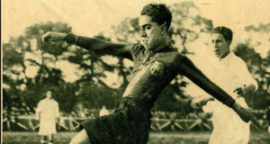 Paulino Alcántara, the “netbuster”!